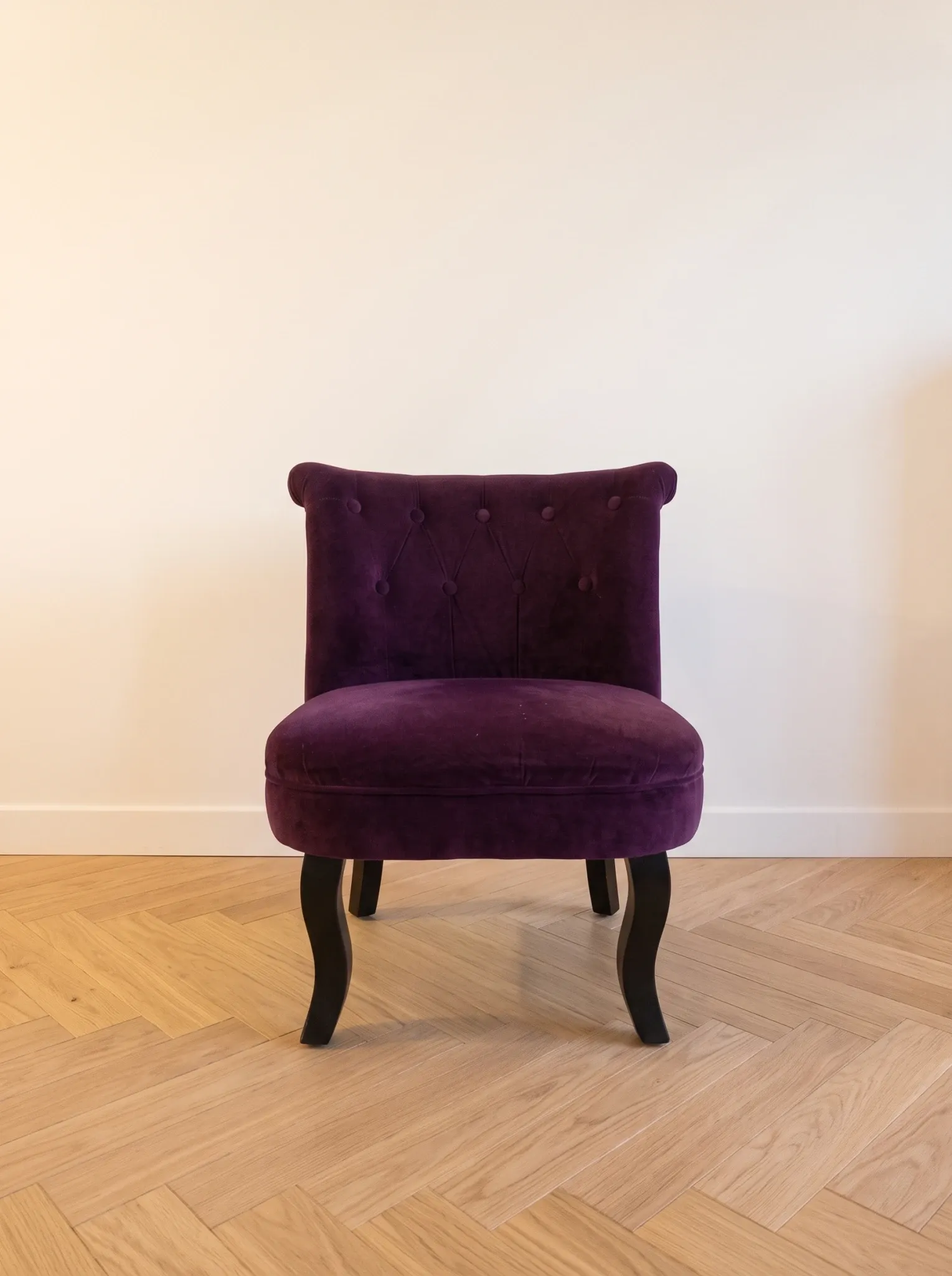 Pair of classic style crapaud armchairs in grey velvet.