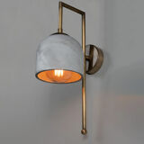 Metal sconce
