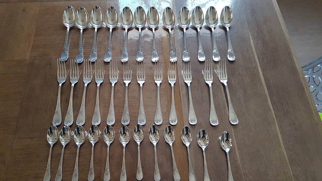 Ménagère en Argent 36 pièces