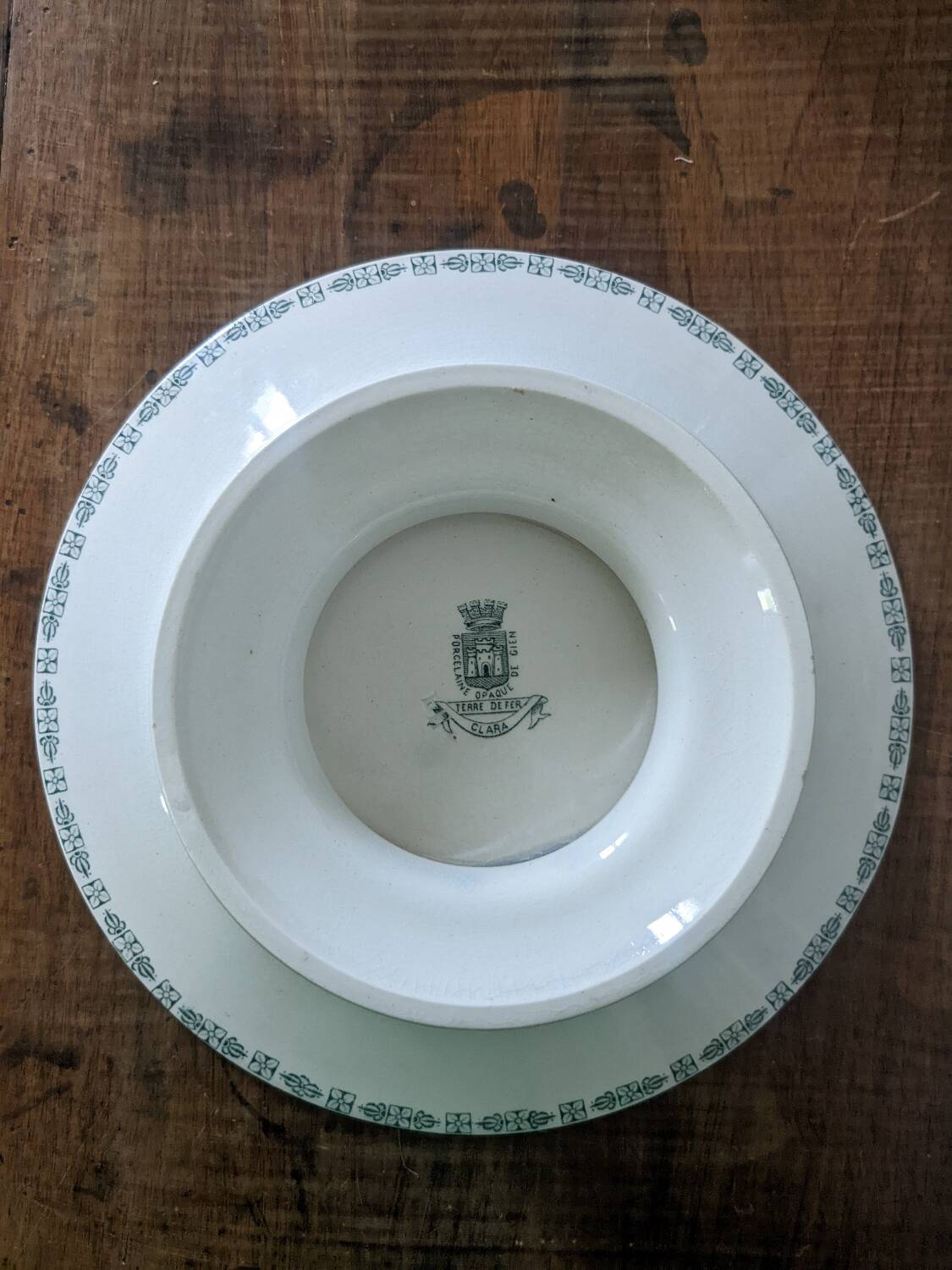 Clara fruit bowl, Gien, iron earth