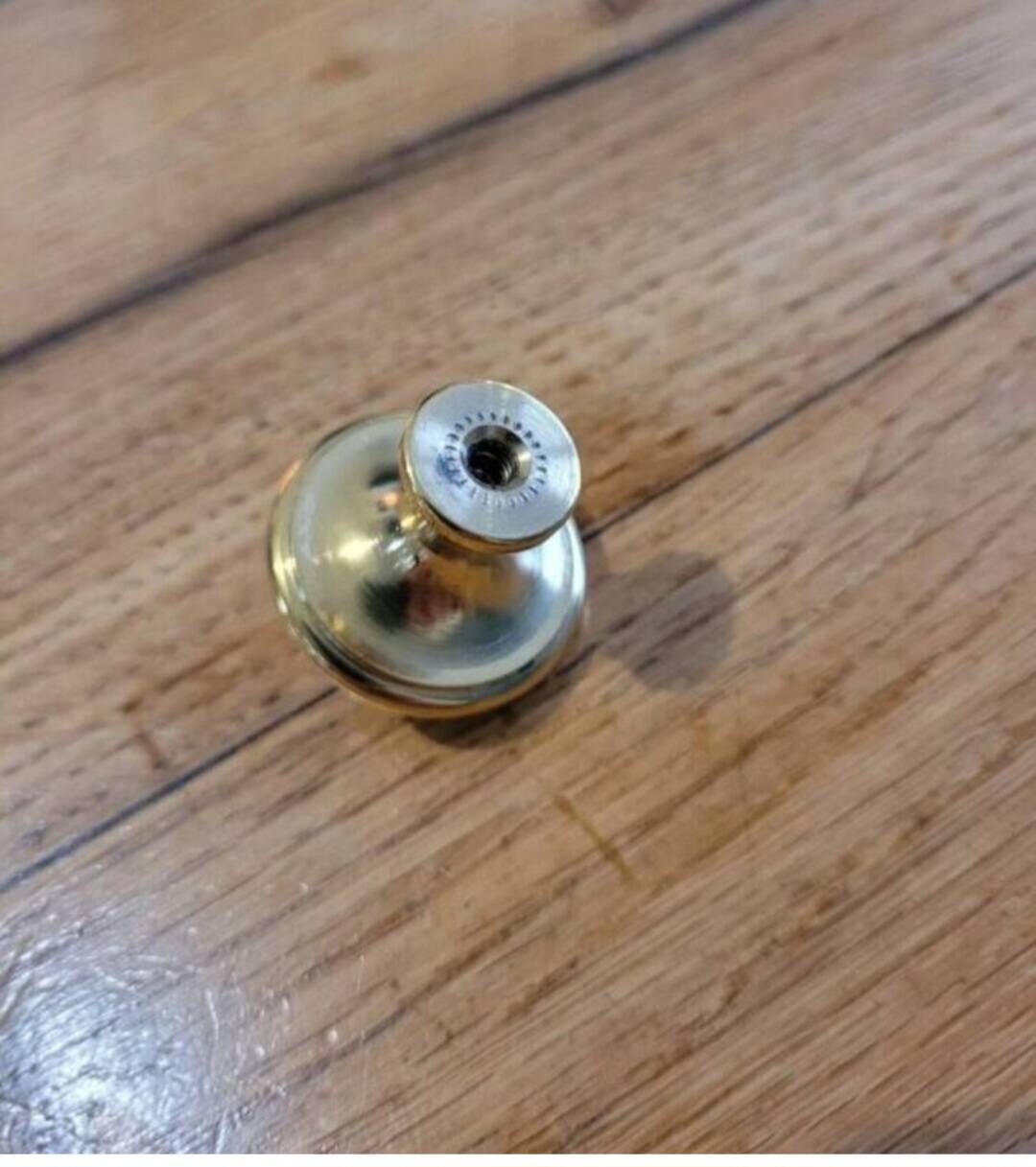 6 polished brass furniture knobs