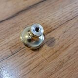 6 boutons de meuble en laiton poli