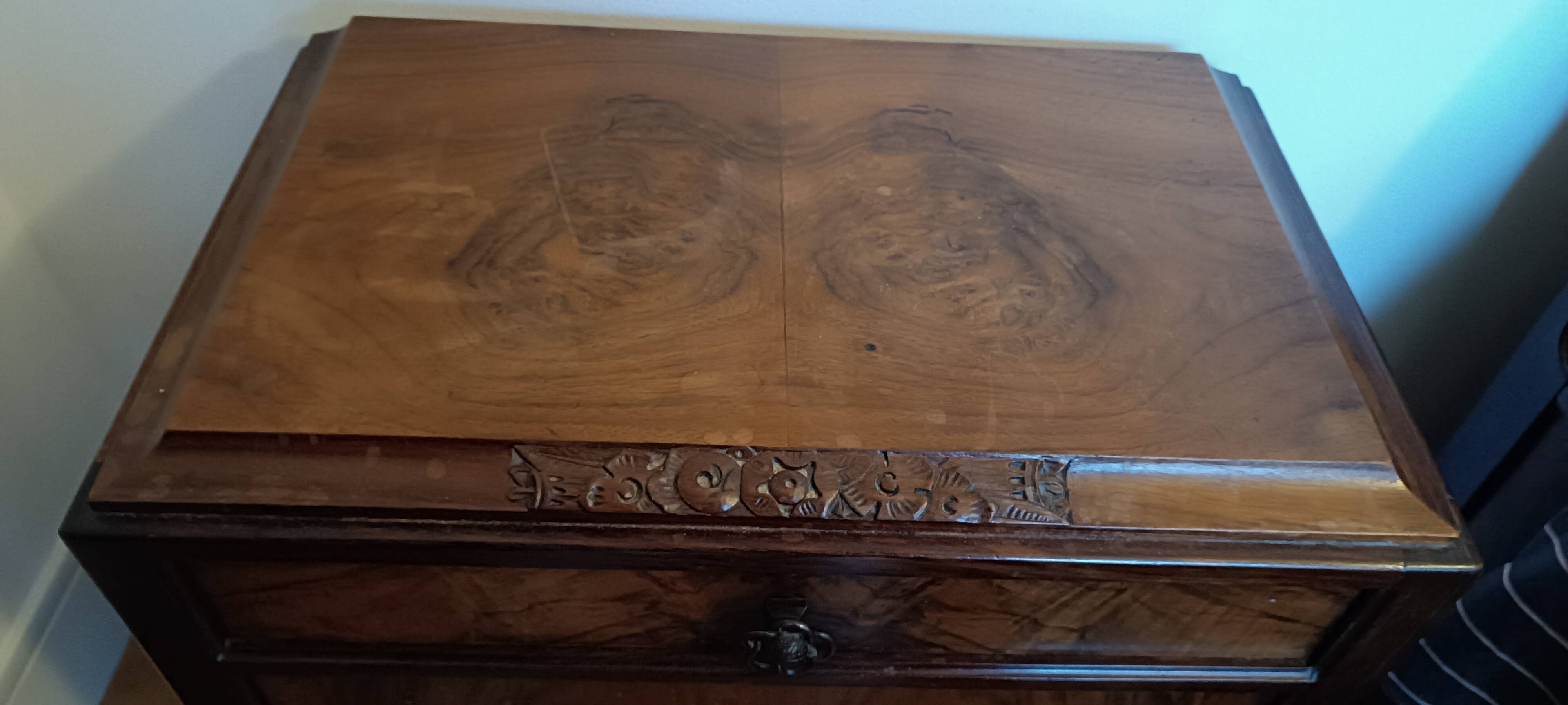 Louis Majorelle Art Nouveau bed + 2 bedside tables