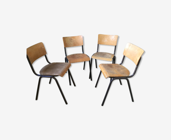 Lot 4 chaises d’école