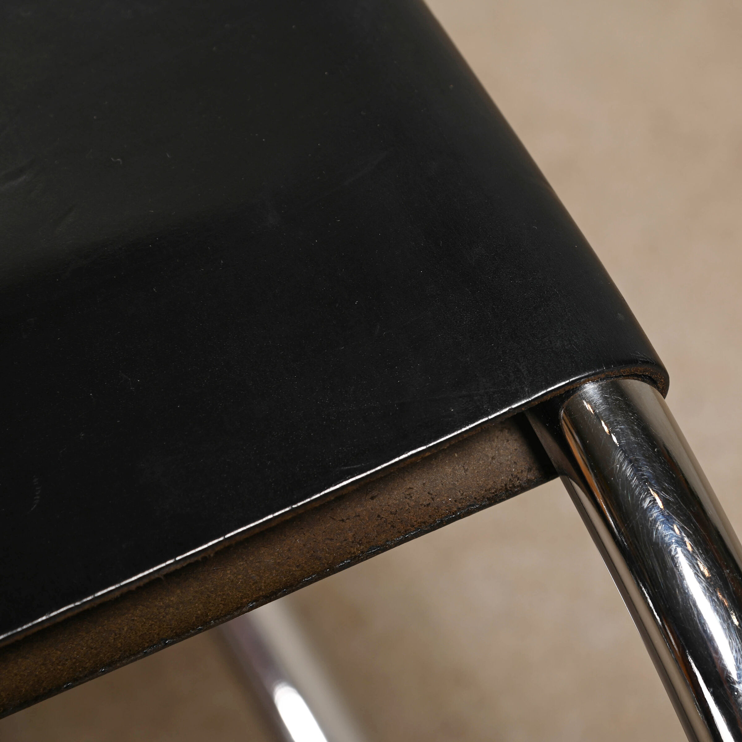 Mies Van Der Rohe Mr10 Cantilever chairs in black leather for Knoll