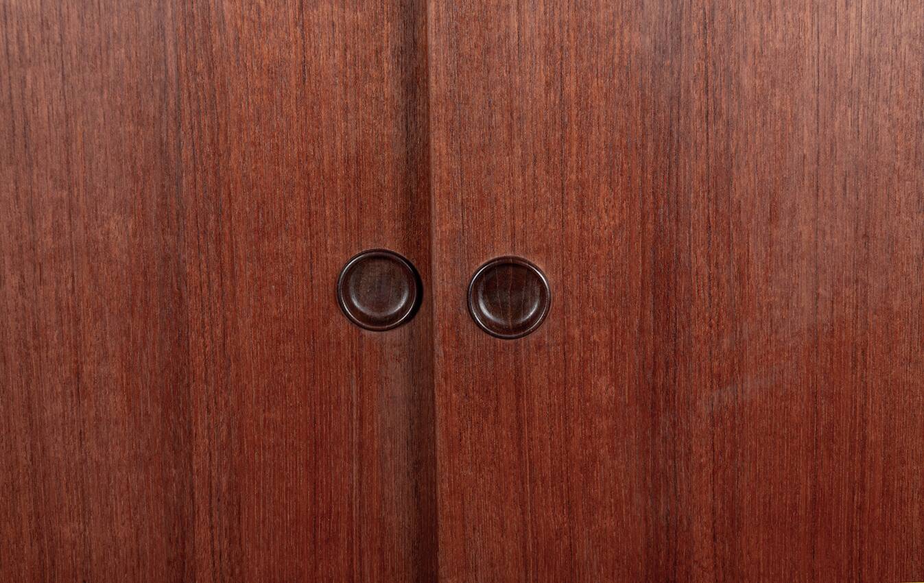Library closed, Danish teak by Borge Mogensen 1960.