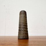 Minimalist pottery vase from the mid-century Dutch studio of Mobach, 1960s.