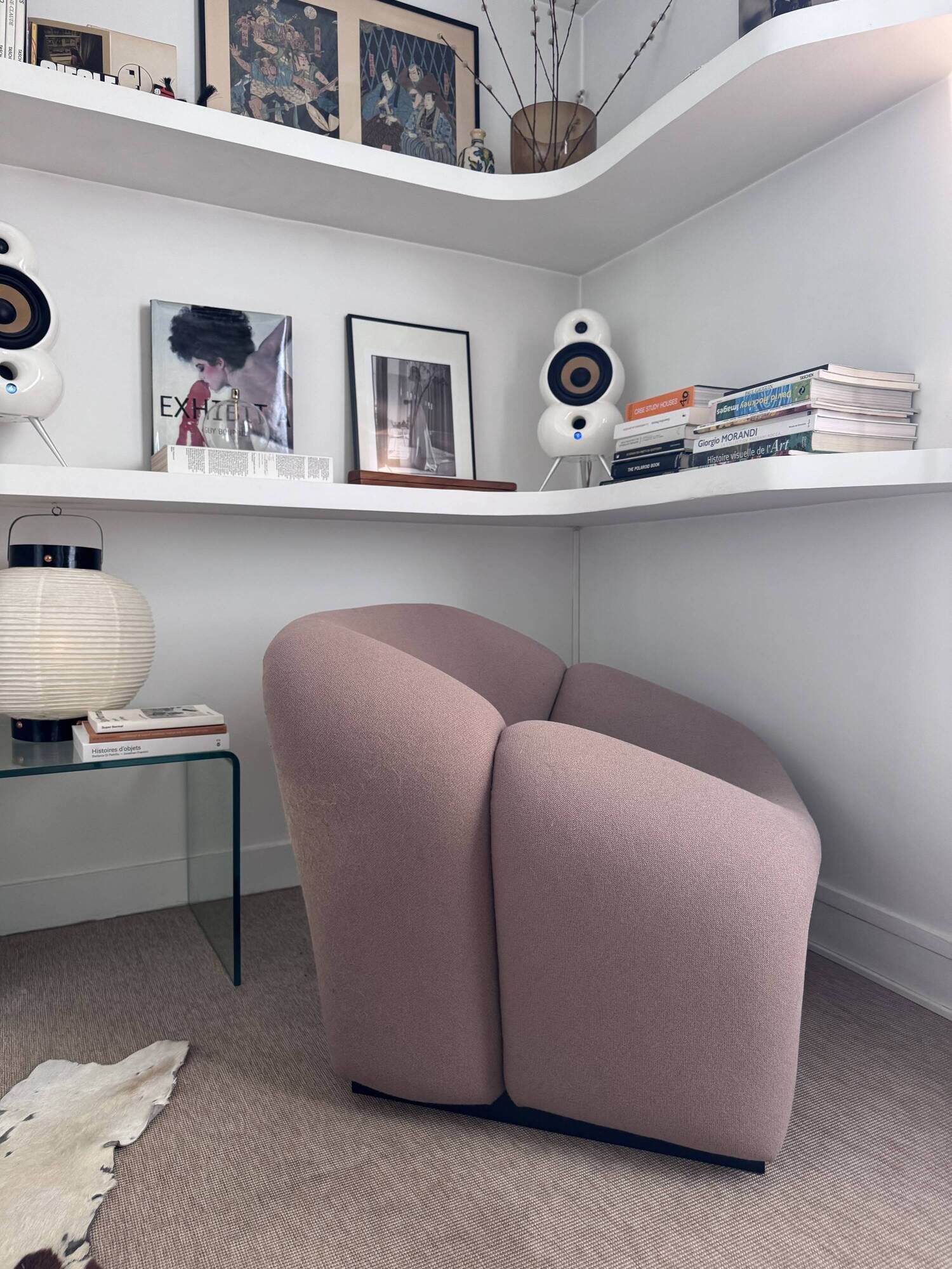 Groovy armchair Paulin