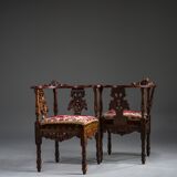 19th century Italian Renaissance style carved walnut corner chairs, set of 2