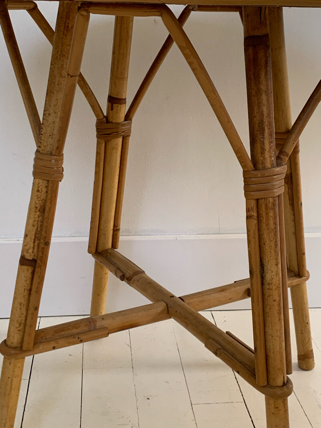 Table vintage en rotin
