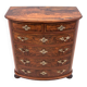 Commode antique du tournant des 19e et 20e siècles, Europe du Nord.