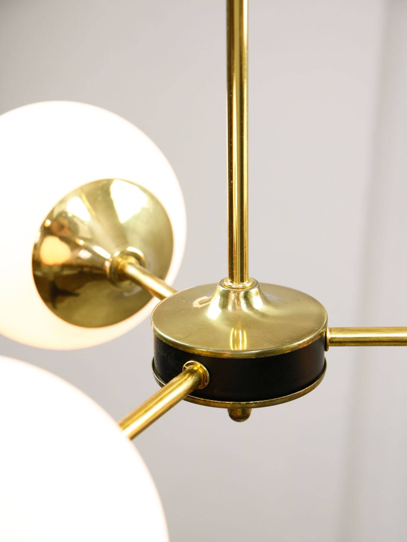 Mid-Century Modern Italian Chandelier in Brass and Opaline Glass, 1960s