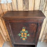 Bonnetière d’art populaire