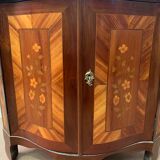 Notch has two curved doors mahogany and rosewood xviii century