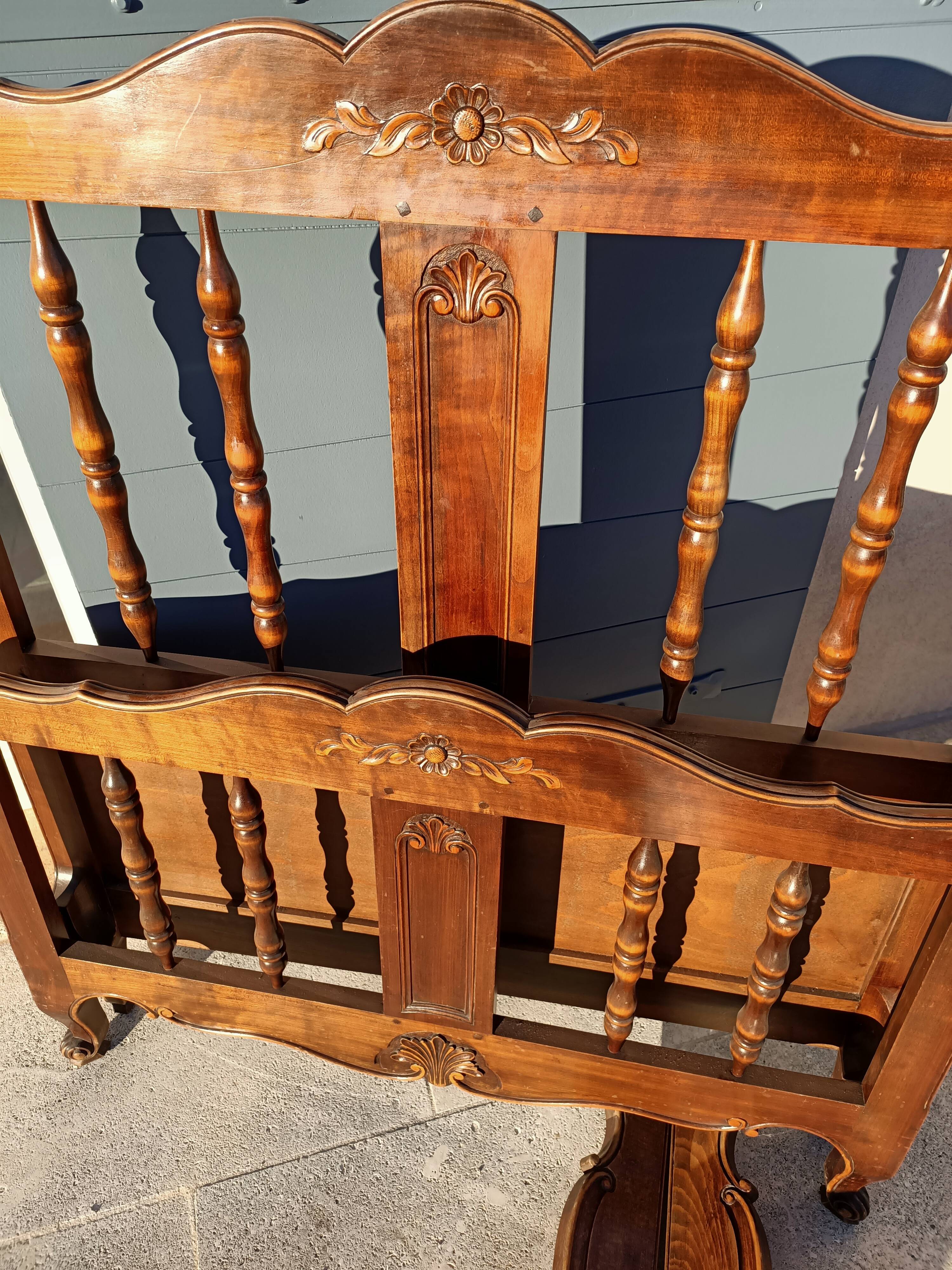 Pair of Provencal wooden bed year 40 from Dervieux