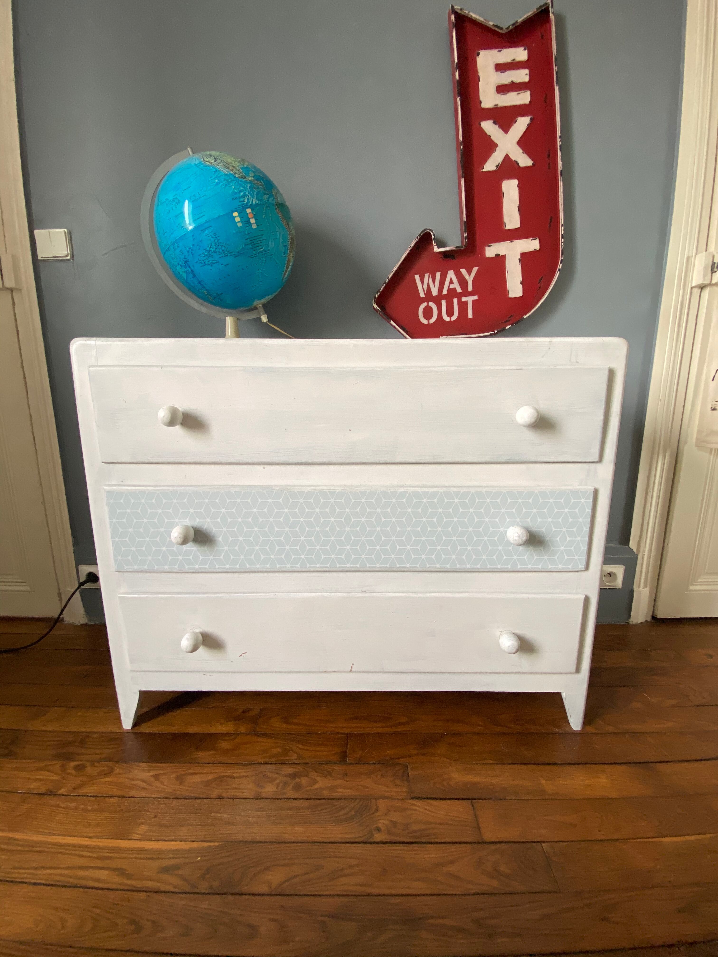 Commode vintage