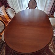 La table tulipe