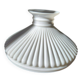 Abat-jour Art Déco années 1930 en verre opalin blanc côtelé pour bureau