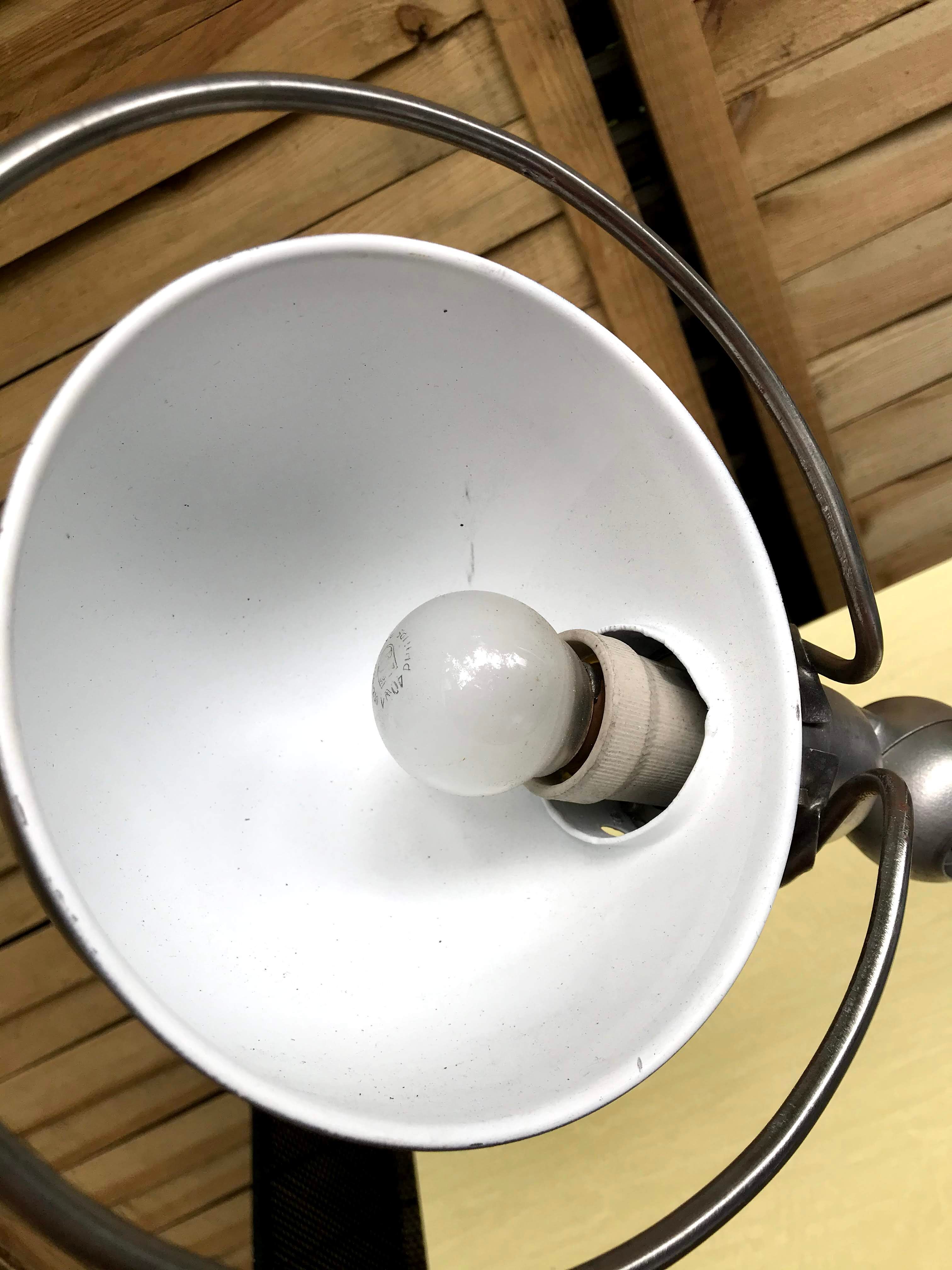 Jielde 2-arm lamp with 50/60 vice