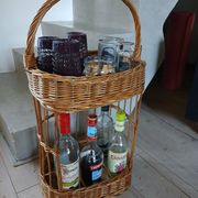 Panier porte bouteilles ancien en rotin
