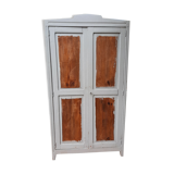 Armoire parisienne