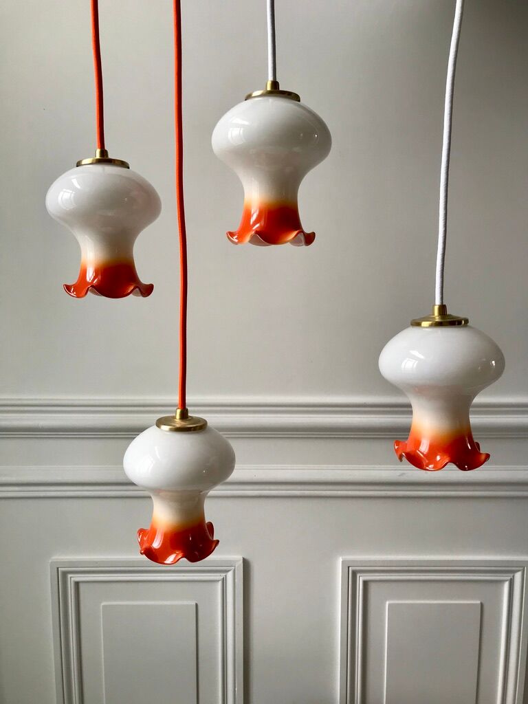 Set of 4 suspensions tulips in opaline orange gradient thread orange and white 70s
