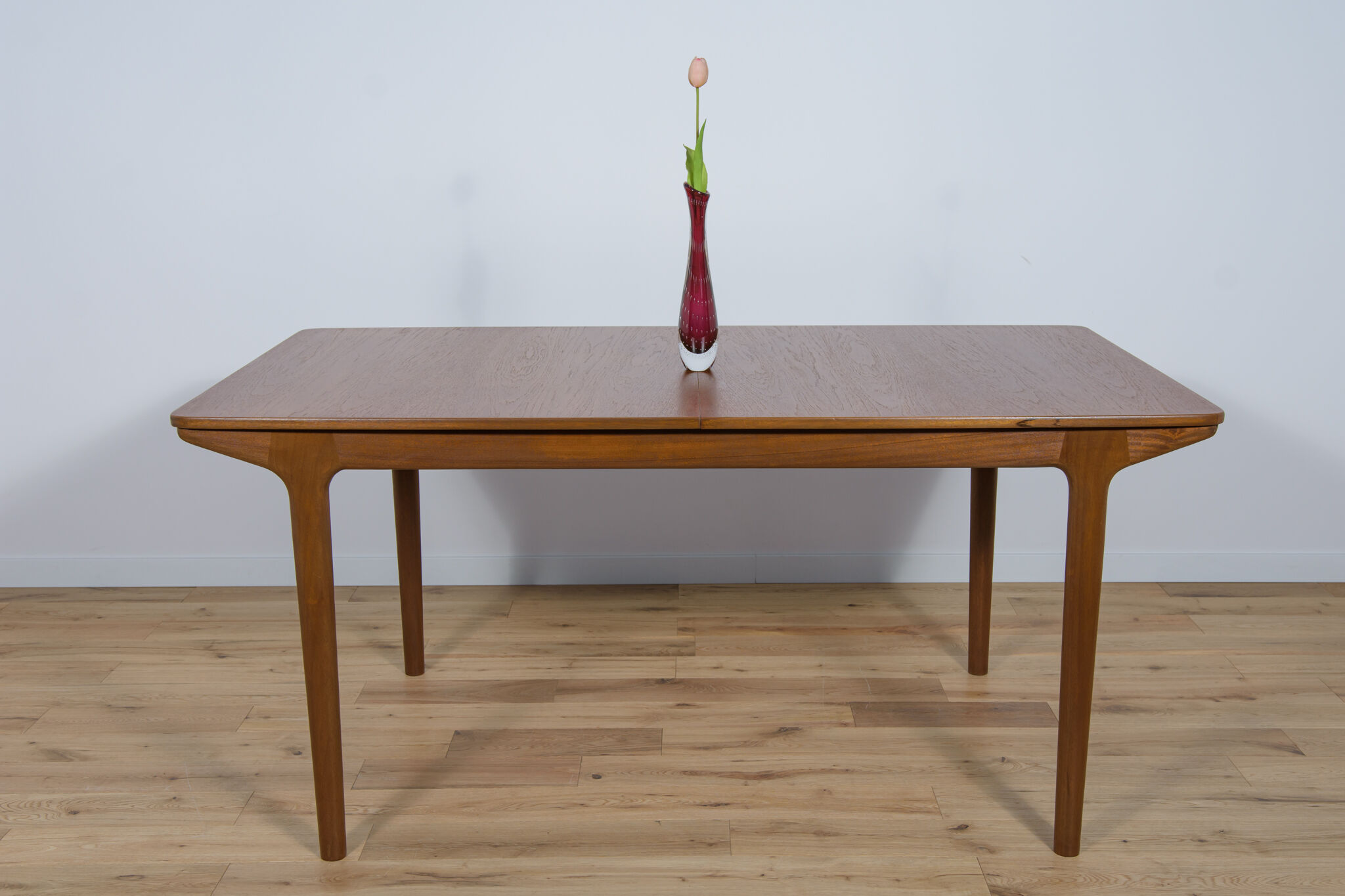 Teak extendable dining table from mcintosh, 1960s