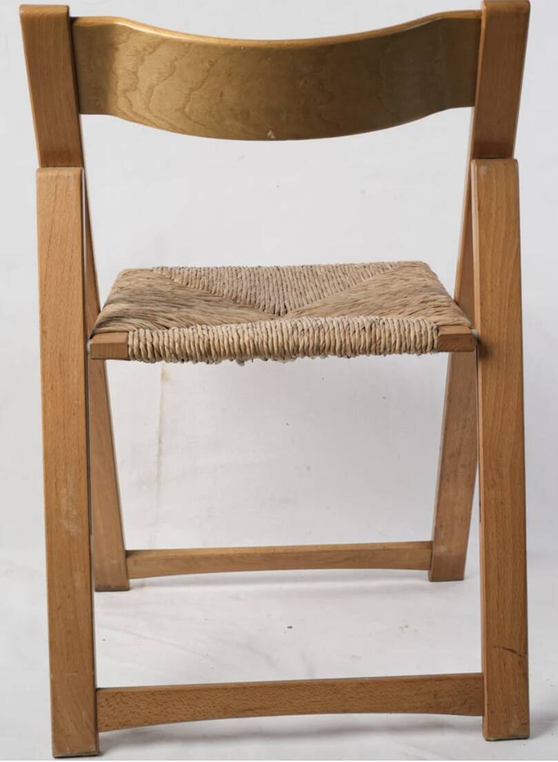 4 folding chairs