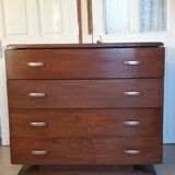Walnut chest of drawers