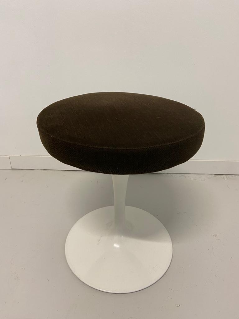 Tulip stool by Eero Saarinen for Knoll International, 1960s