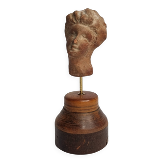Female head in terracotta, Tanagra – Antique fragment – 4th–2nd century 14.5 cm