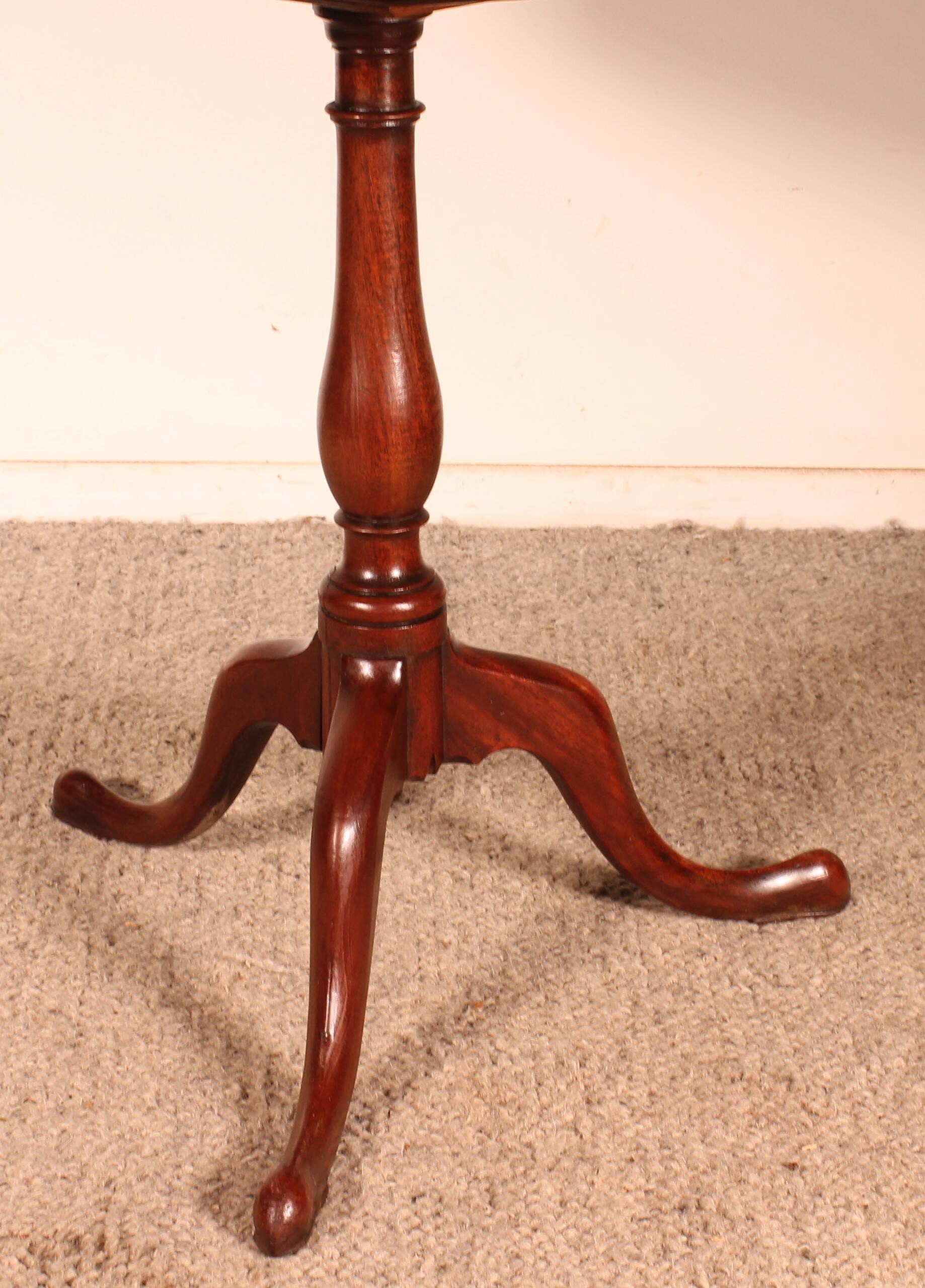 Small Mahogany Pedestal Table Circa 1800