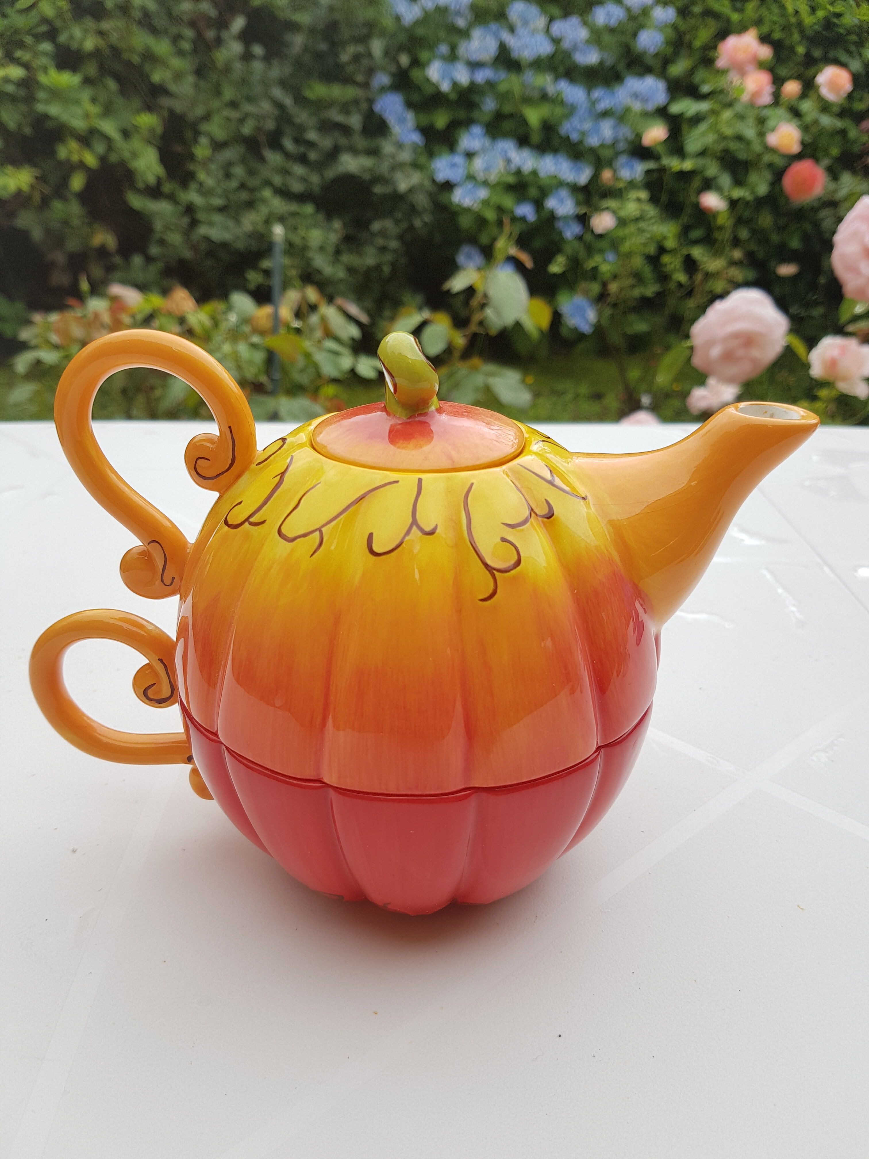 Pumpkin teapot