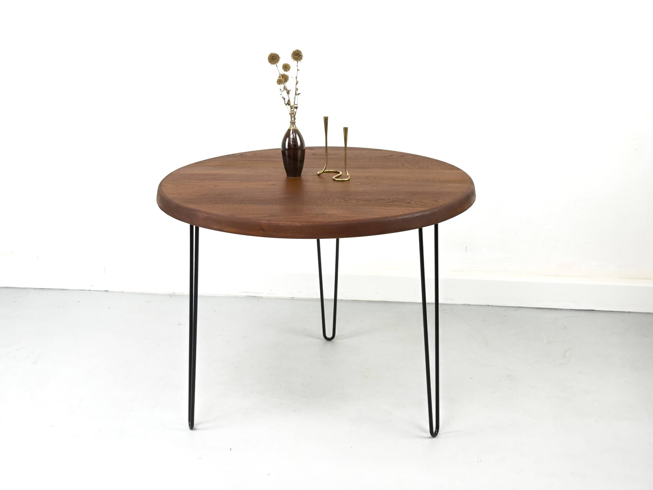Table à manger ronde en teck avec pieds en acier, 1986