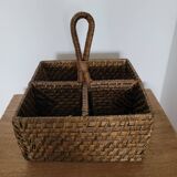 Small wicker basket