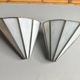 Pair of fan-shaped wall lights in glass paste and brass.