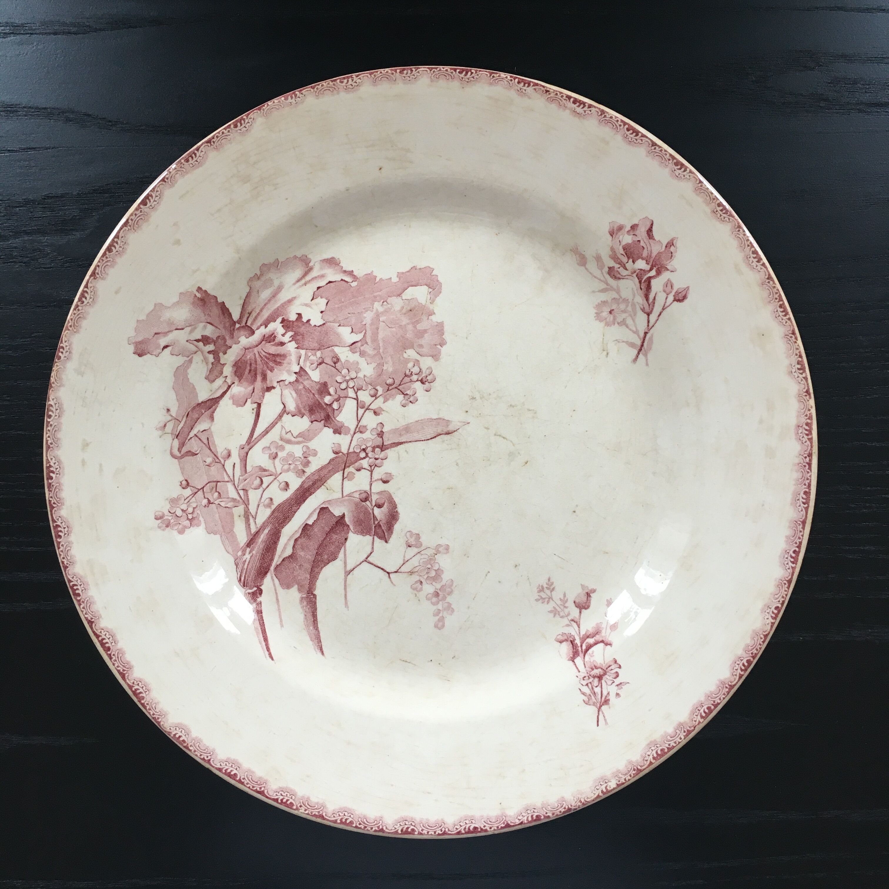Terre de Fer serving dish