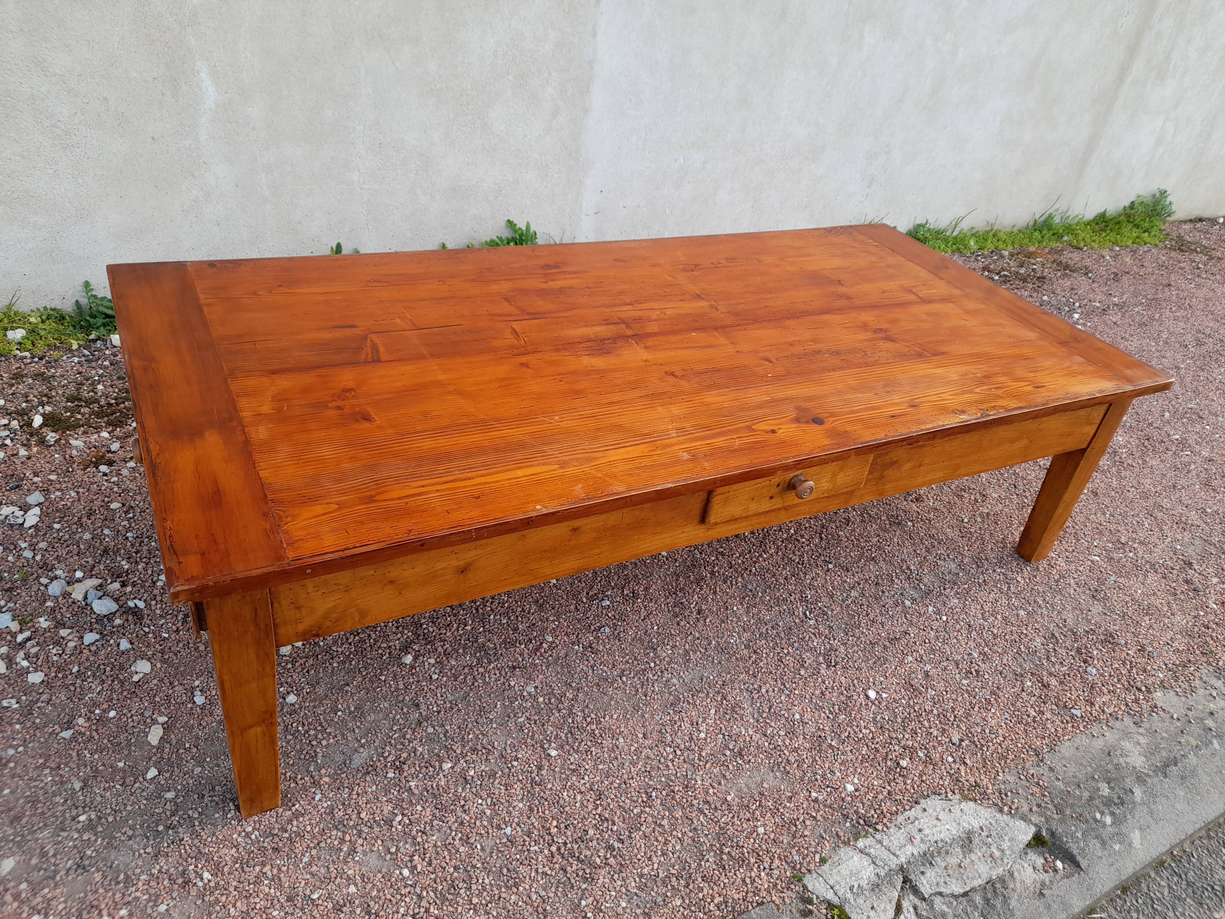 Rustic farm coffee table 3 drawers -1m72