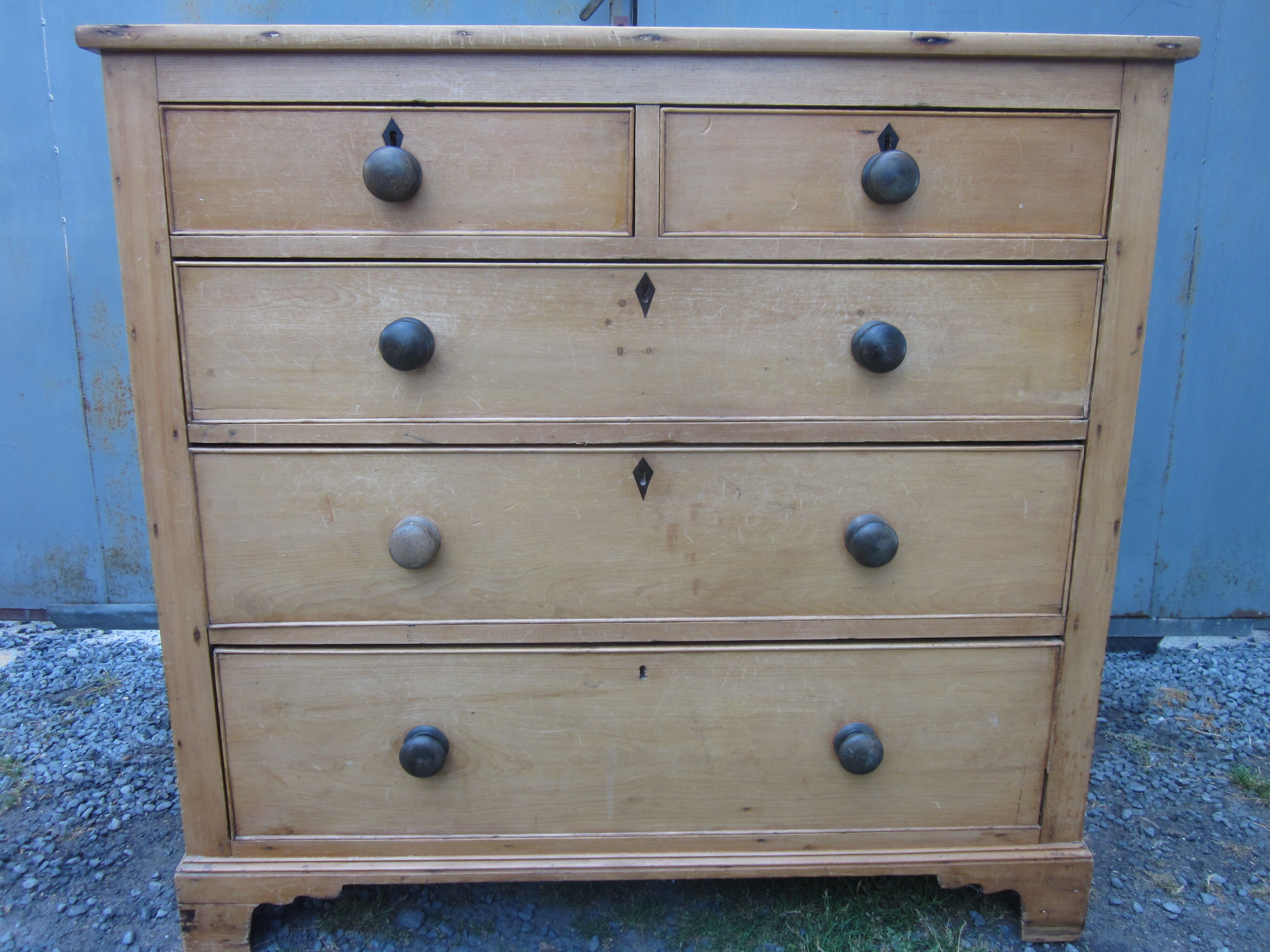 Antique pine chest of drawers