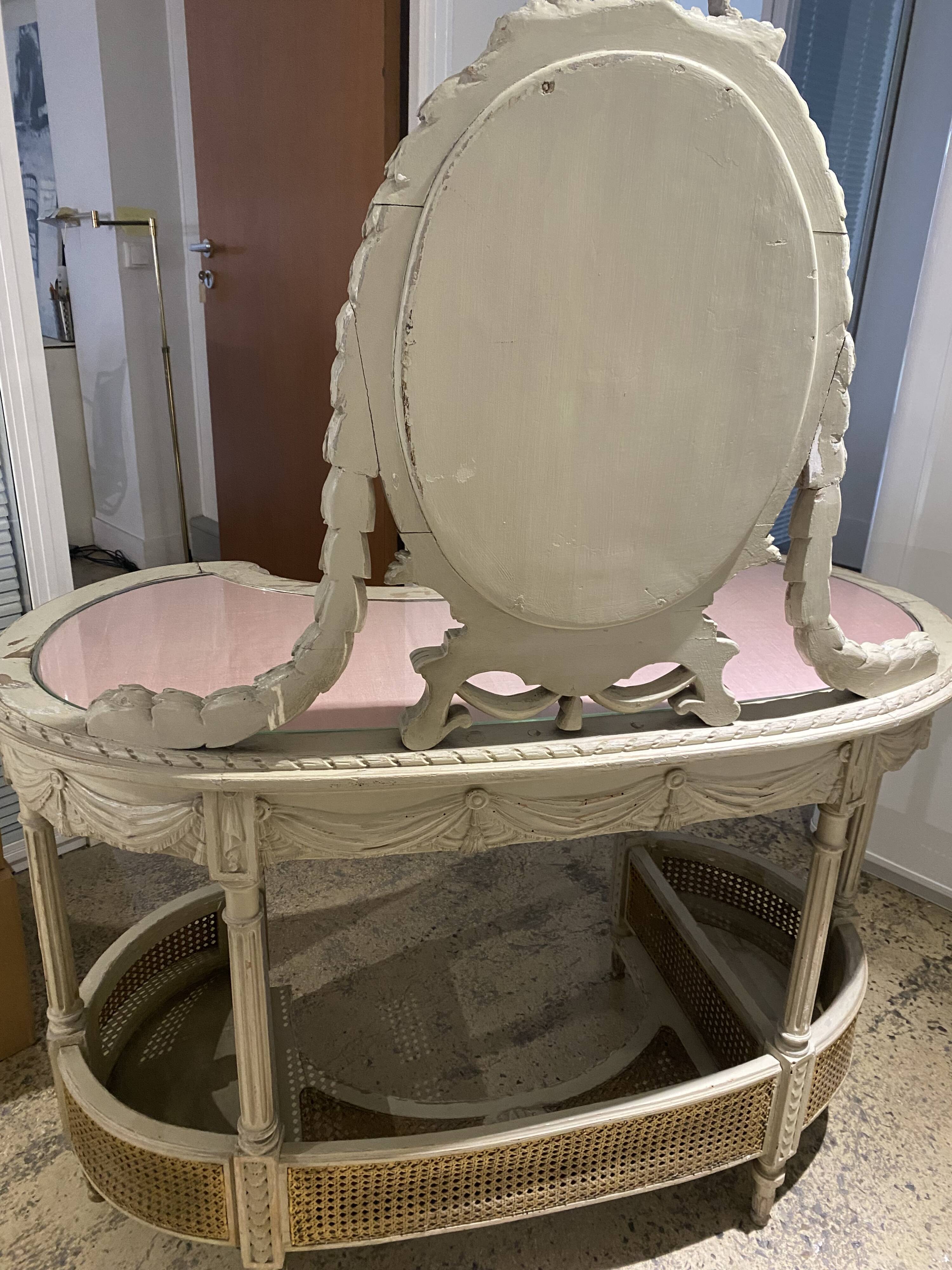 Hairdresser and her cane chair in Louis XVI style.