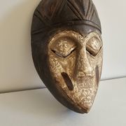 Ancient African mask (Tribe to be identified) Kwele Punu African tribal art