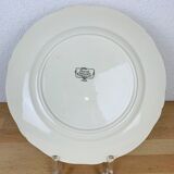 Plat rond Obernai en faïence de Sarreguemines, signé Loux