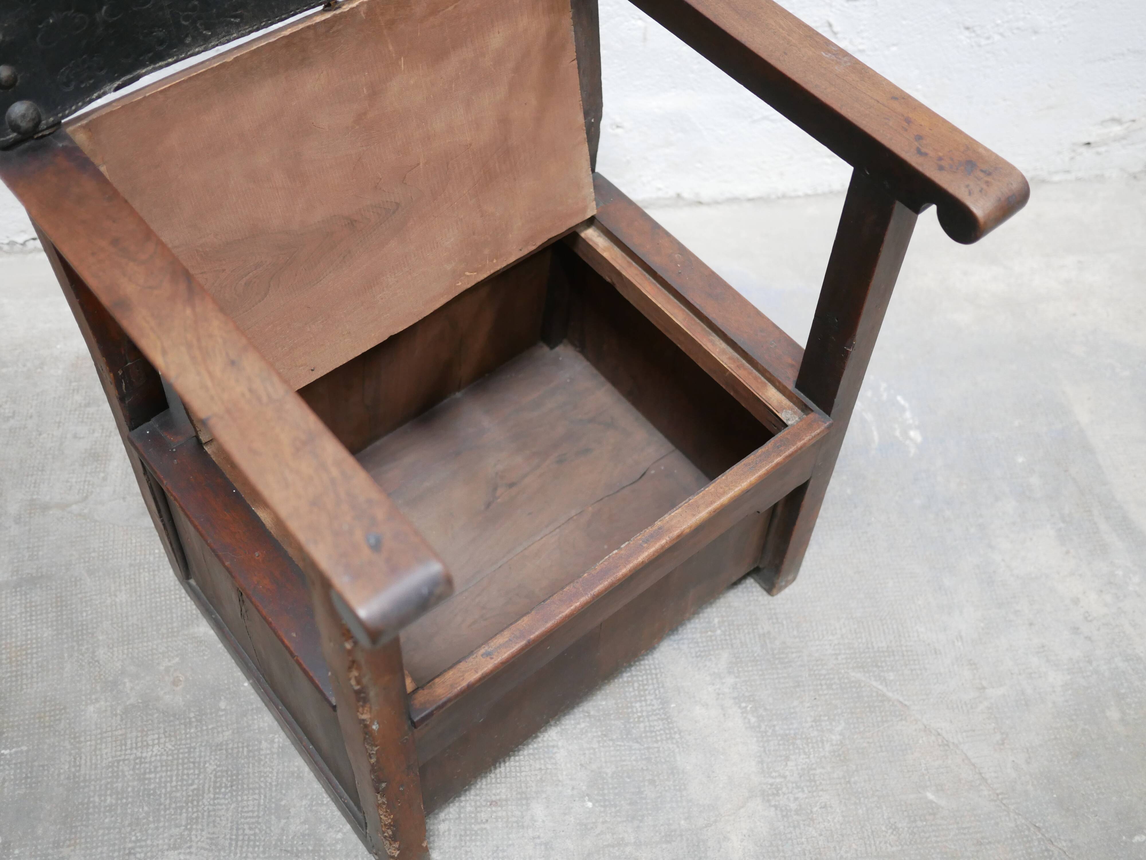 Wooden chest armchair, XIX th