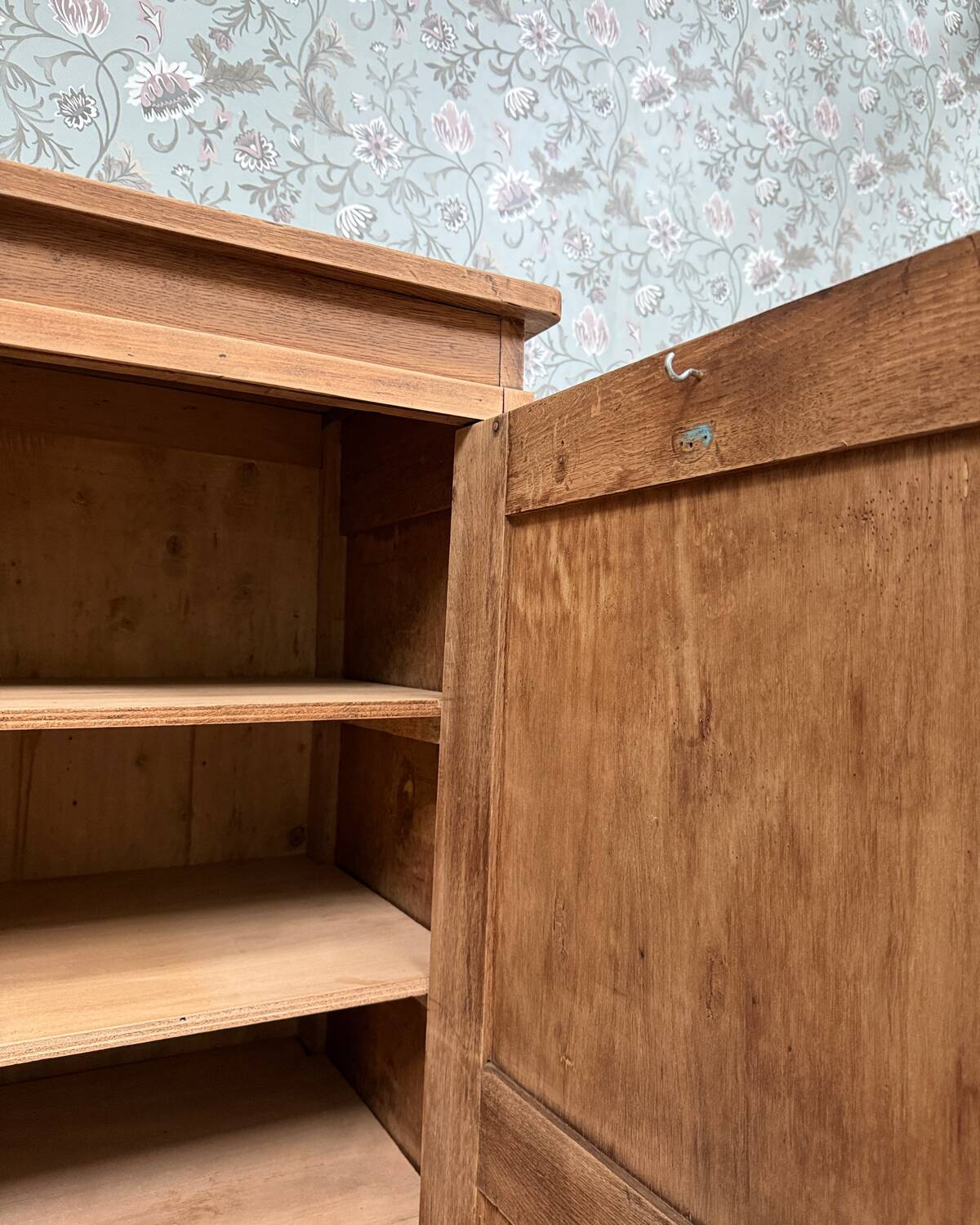 Parisian wardrobe (renovated)