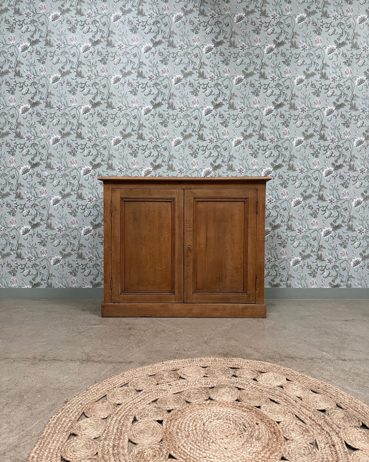 Rustic buffet (renovated)