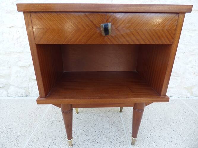 Vintage bedside table with 1 drawer and 1 niche, brass feet - very good condition.