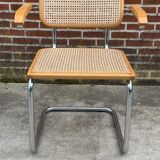 Cesca chair B64 with armrests by Marcel Breuer Design