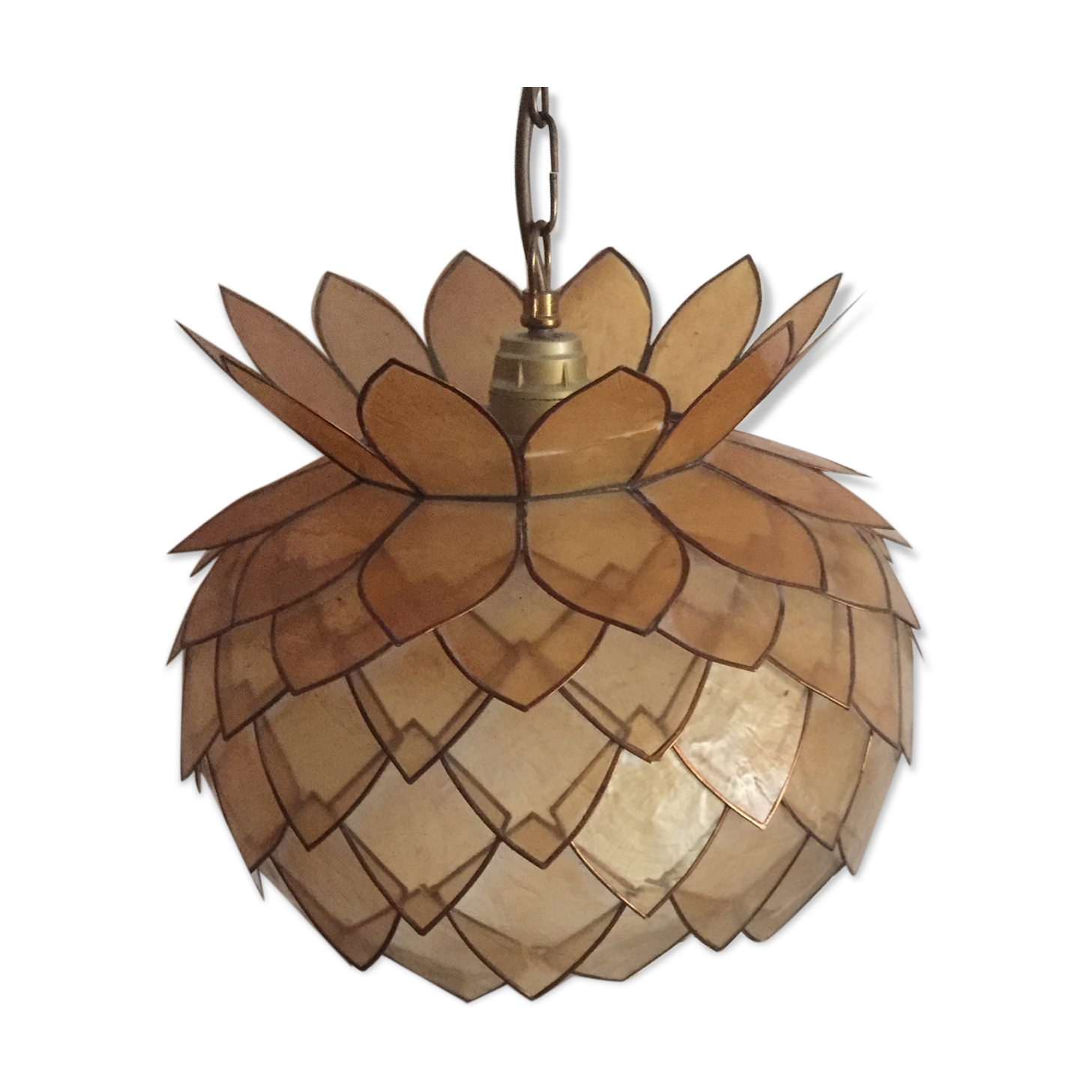 Capiz's mother-of-pearl and brass