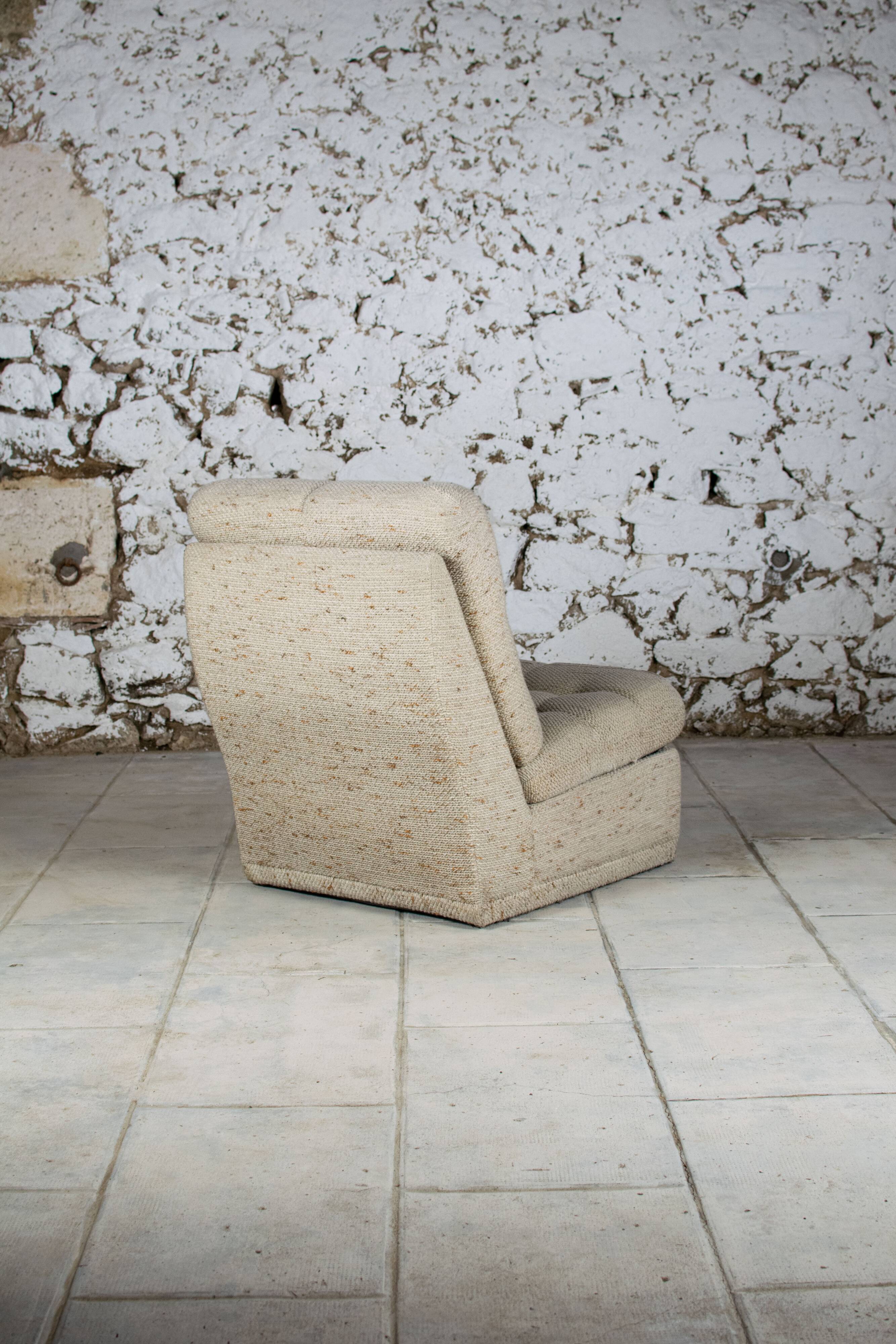 Vintage 70s fireside chair