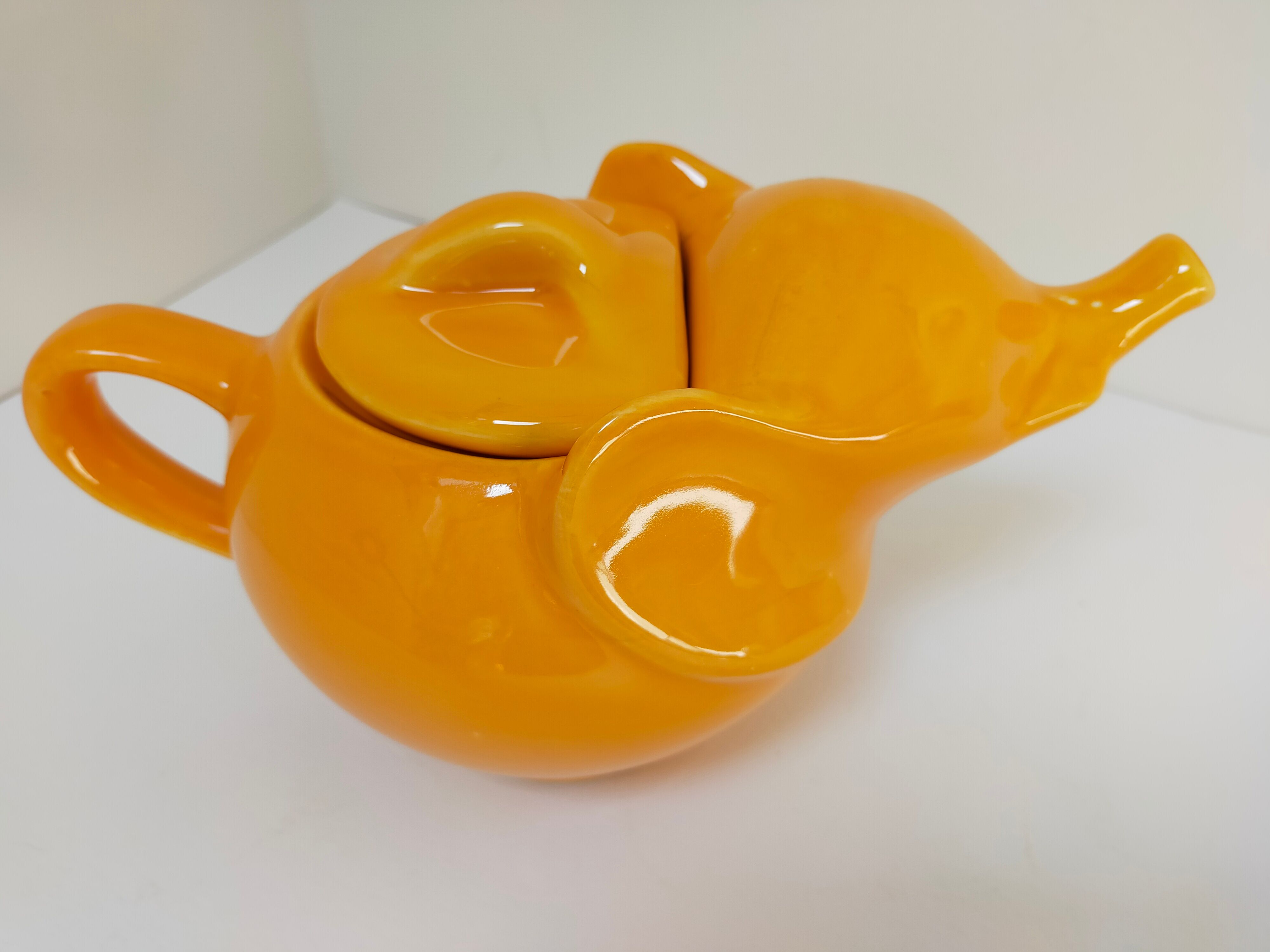 elephant teapot in vintage orange porcelain 80s